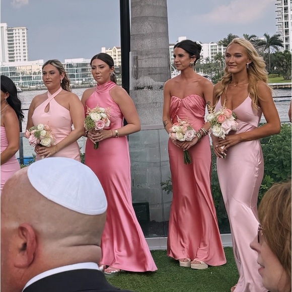 Lovers and friends dust pink dress - size small and tailored - Picture 2 of 5